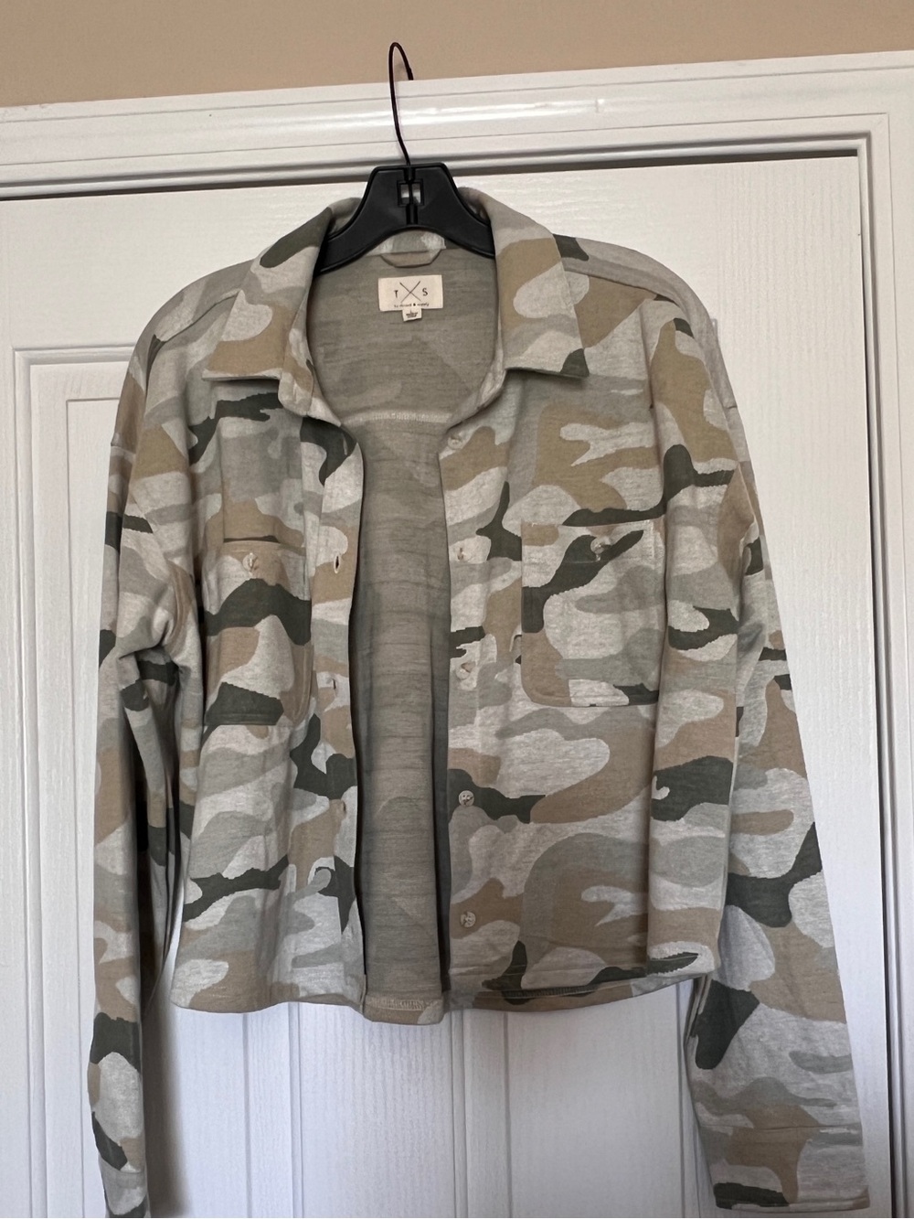 Thread & Supply Women's Cropped Camo Jacket - Beige, Olive & Cream